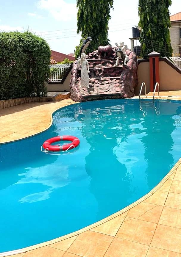 Pool deck